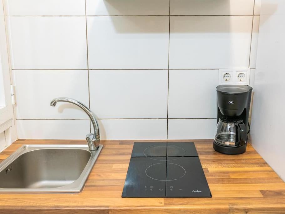 Apartamento A 2 Minutos De Lavapies, Madrid Apartment Luaran gambar